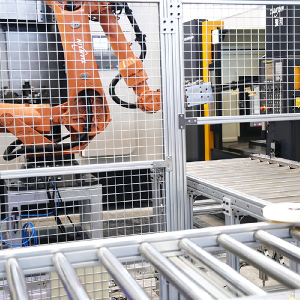 The Industrial Robot Arm 6 Axis SR165/2580 Robot for Automotive Hub Production Lines
